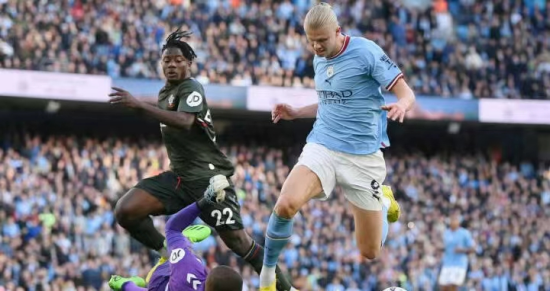  基恩重返帕尔马,故地重游梅开二度  