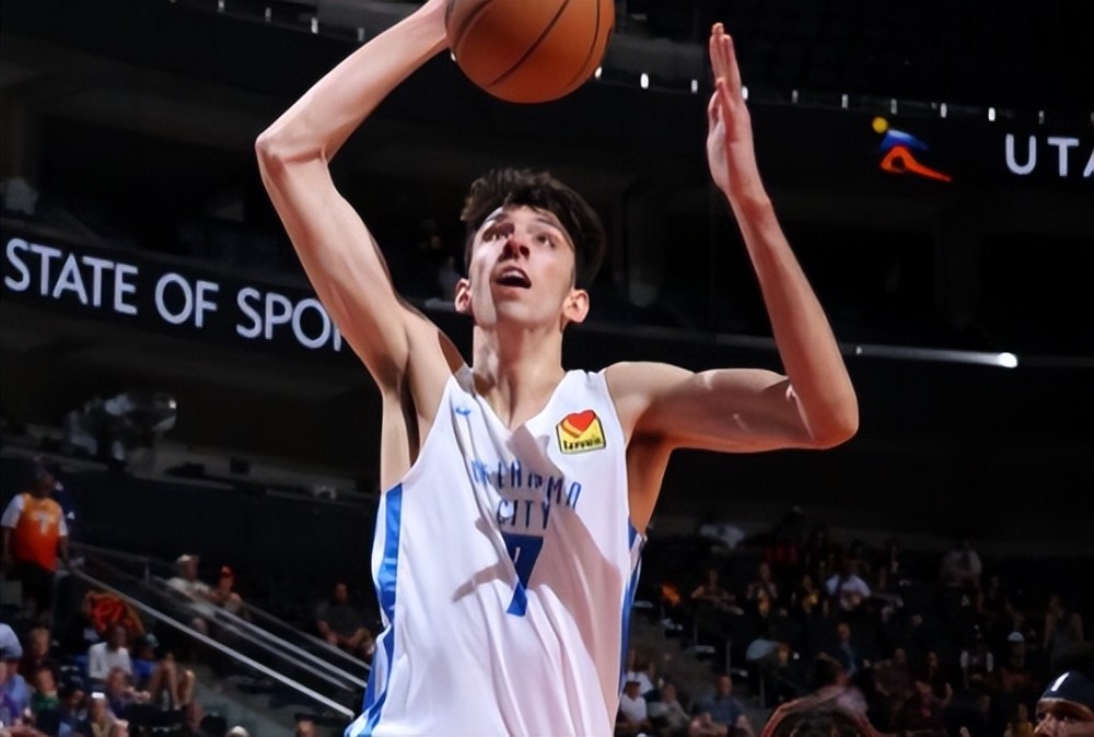  雷霆榜眼霍姆格伦首秀，天赋尽显未来可期  